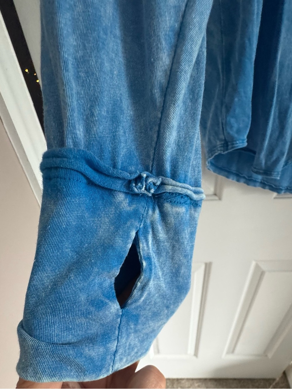 Zenana Outfitters Washed Blue Long-Sleeve Pullover With Thumb Holes. NWOT - Picture 6 of 10